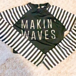 Girls cropped rash guard